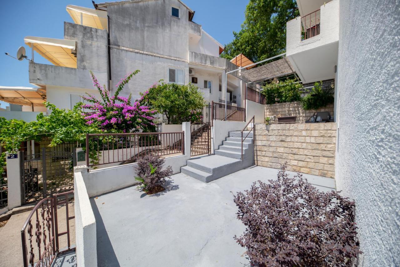 Apartments Vjera Petrovac מראה חיצוני תמונה