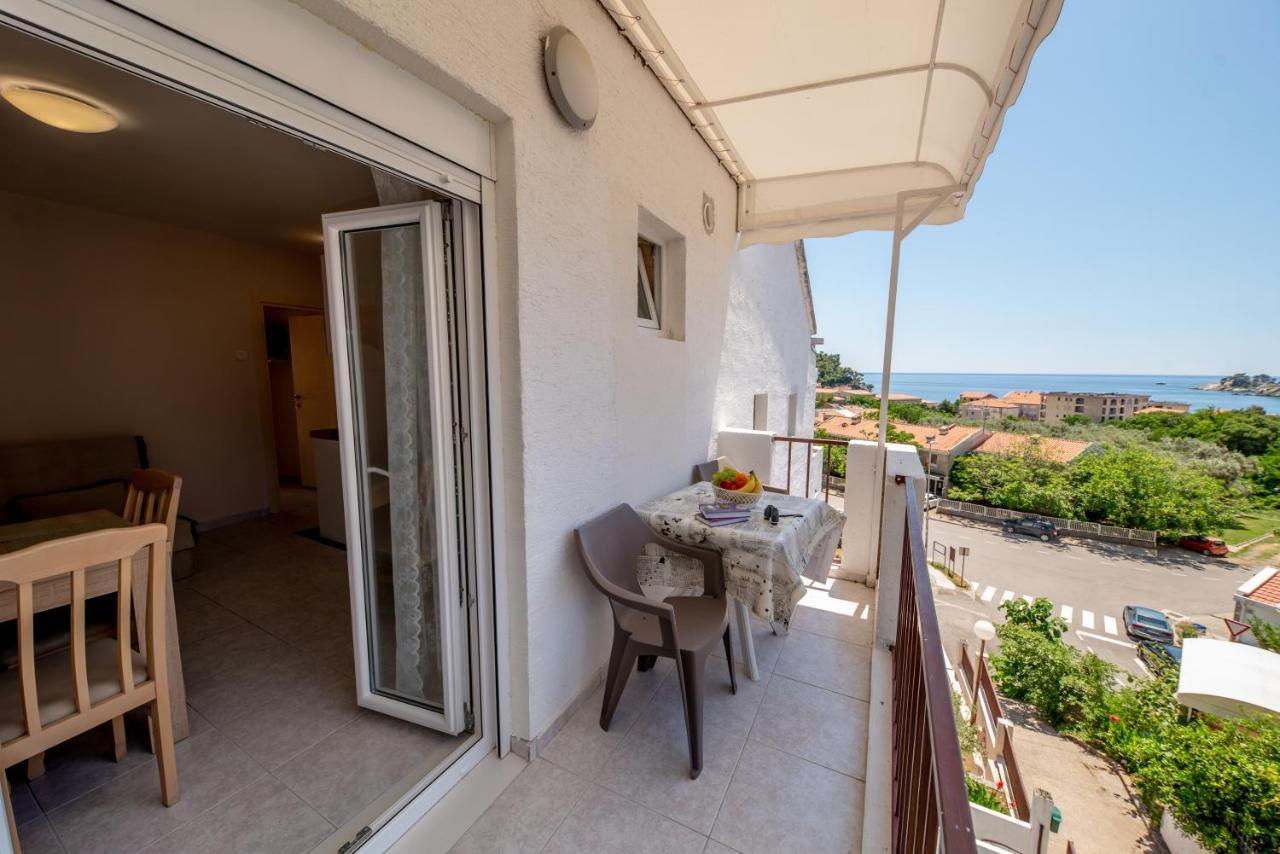 Apartments Vjera Petrovac מראה חיצוני תמונה