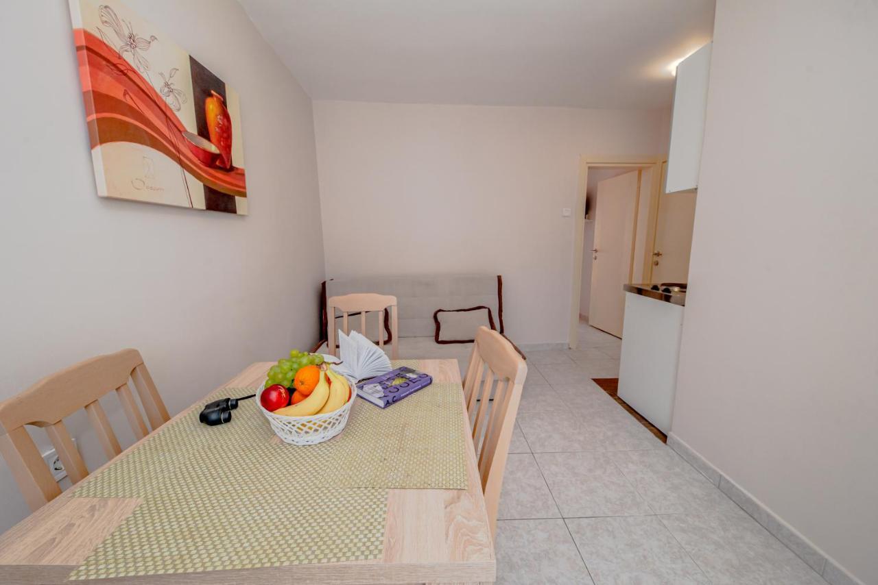Apartments Vjera Petrovac מראה חיצוני תמונה