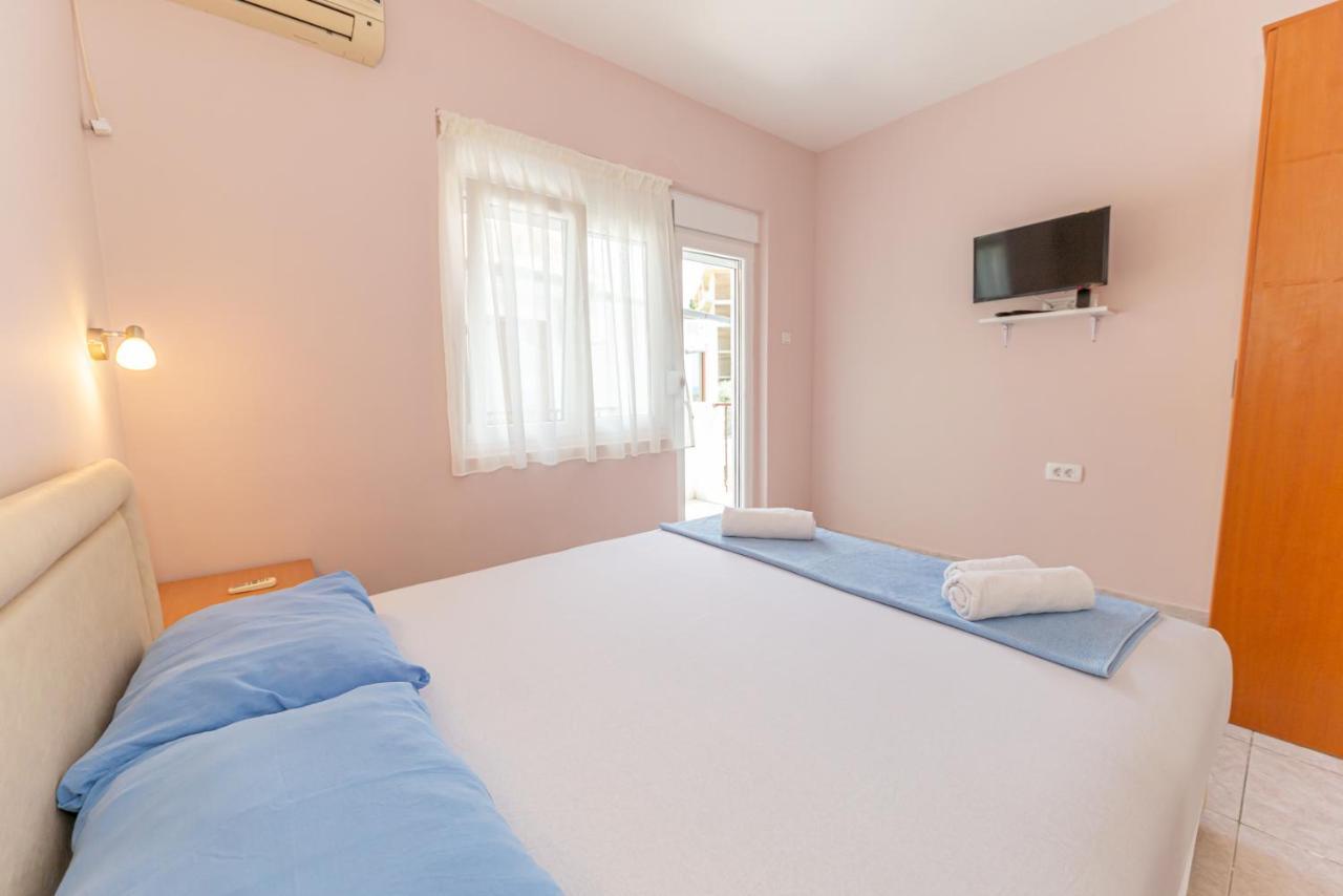 Apartments Vjera Petrovac מראה חיצוני תמונה