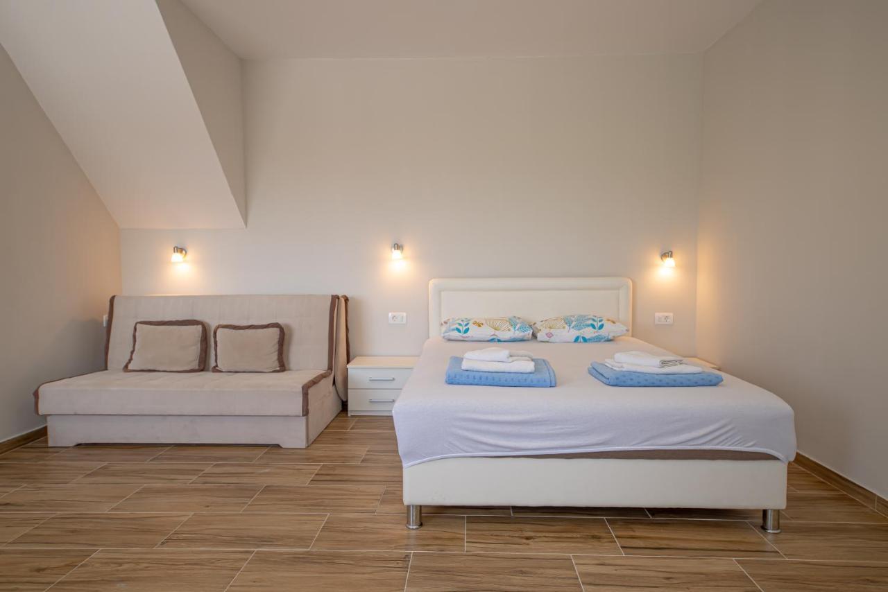 Apartments Vjera Petrovac מראה חיצוני תמונה