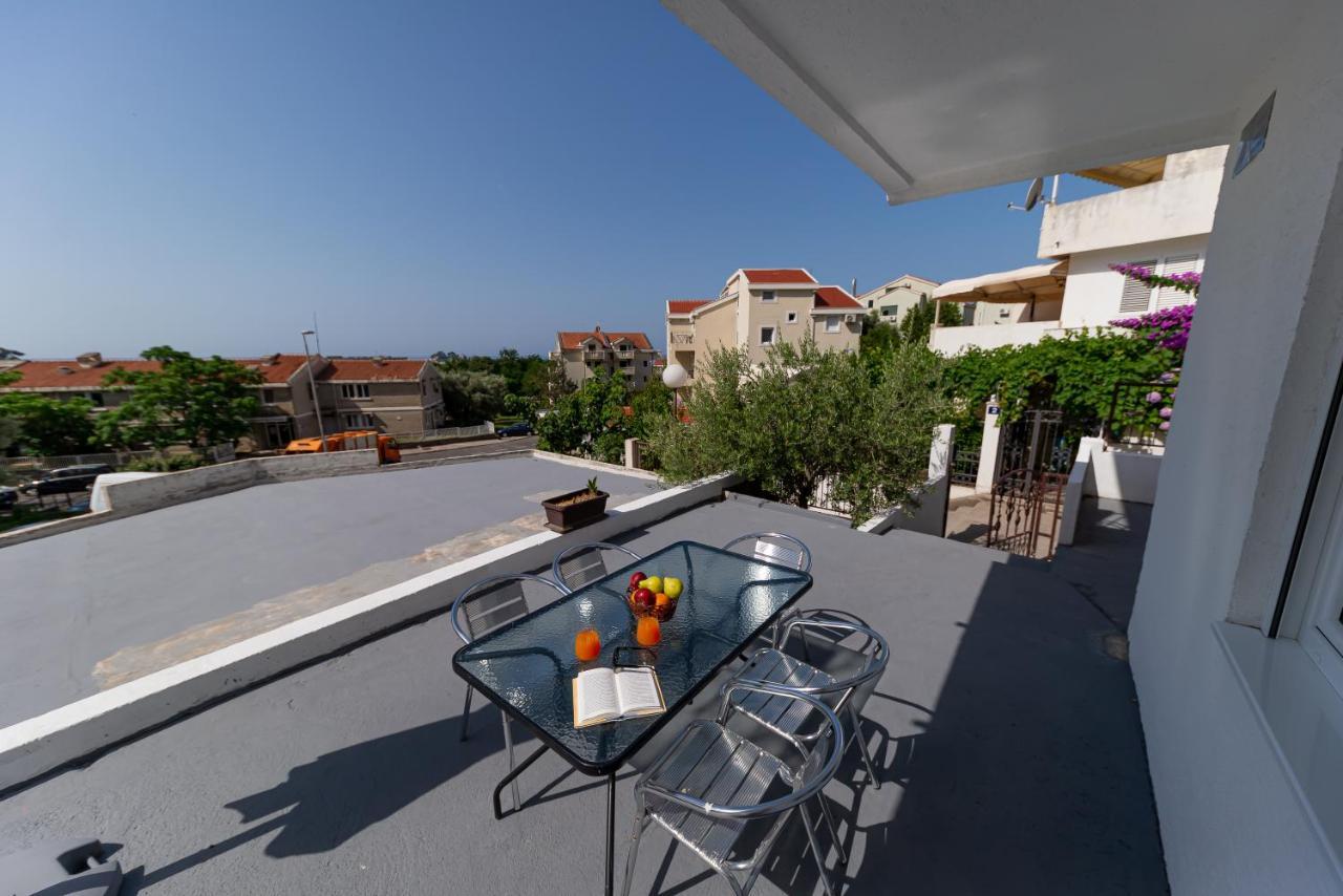 Apartments Vjera Petrovac מראה חיצוני תמונה