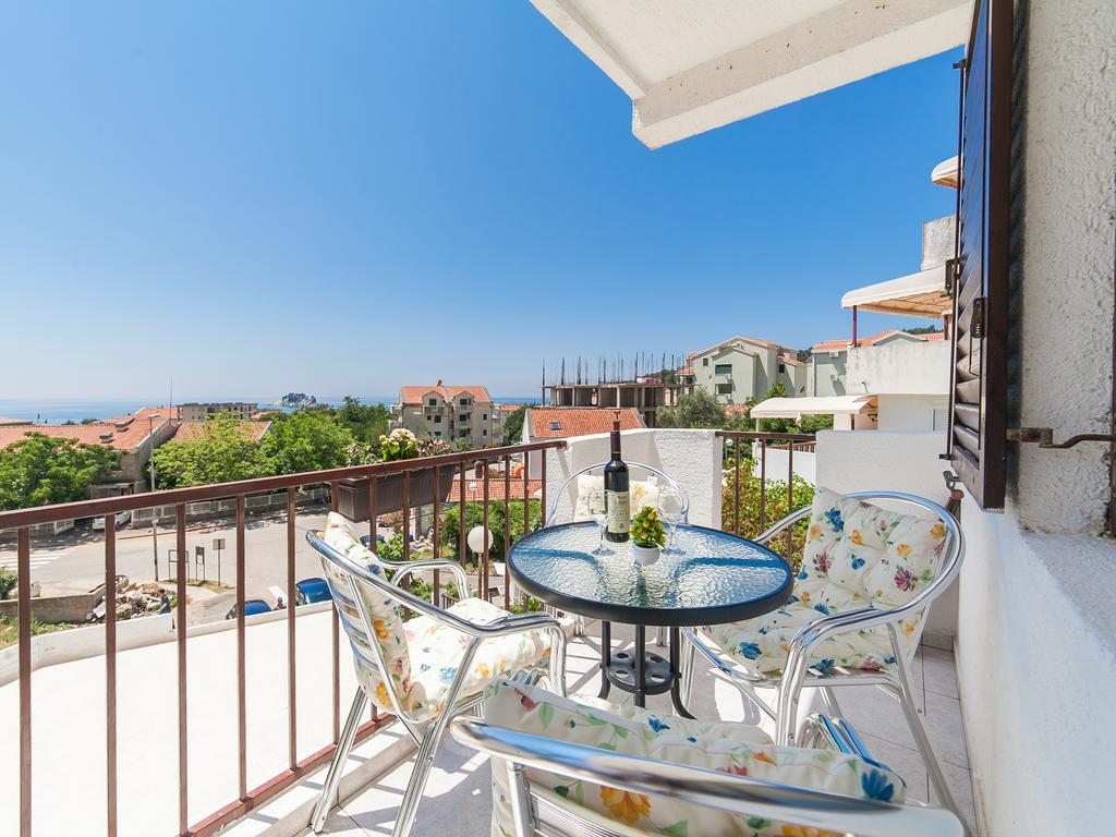 Apartments Vjera Petrovac מראה חיצוני תמונה