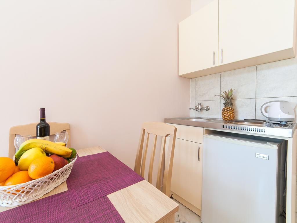 Apartments Vjera Petrovac מראה חיצוני תמונה