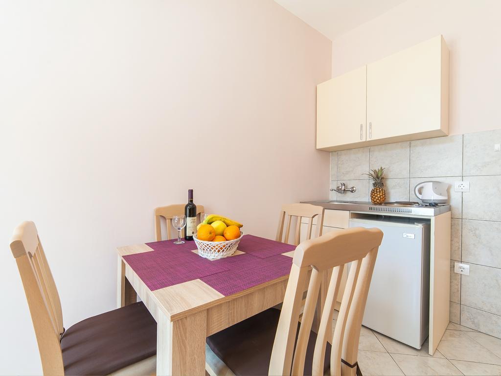 Apartments Vjera Petrovac מראה חיצוני תמונה