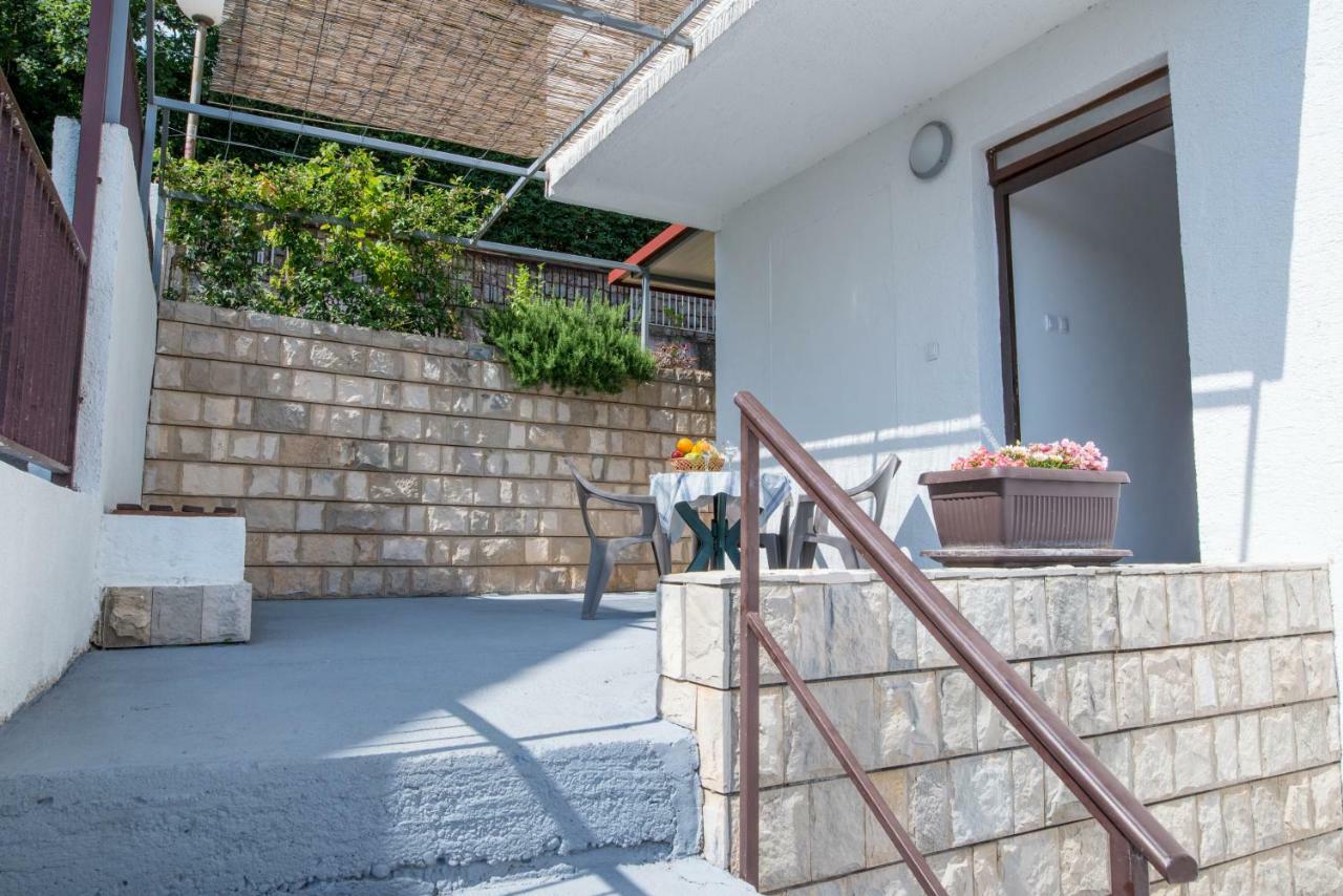 Apartments Vjera Petrovac מראה חיצוני תמונה
